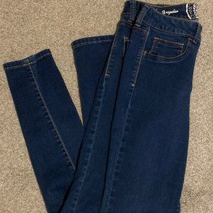 SO Skinny Jeans